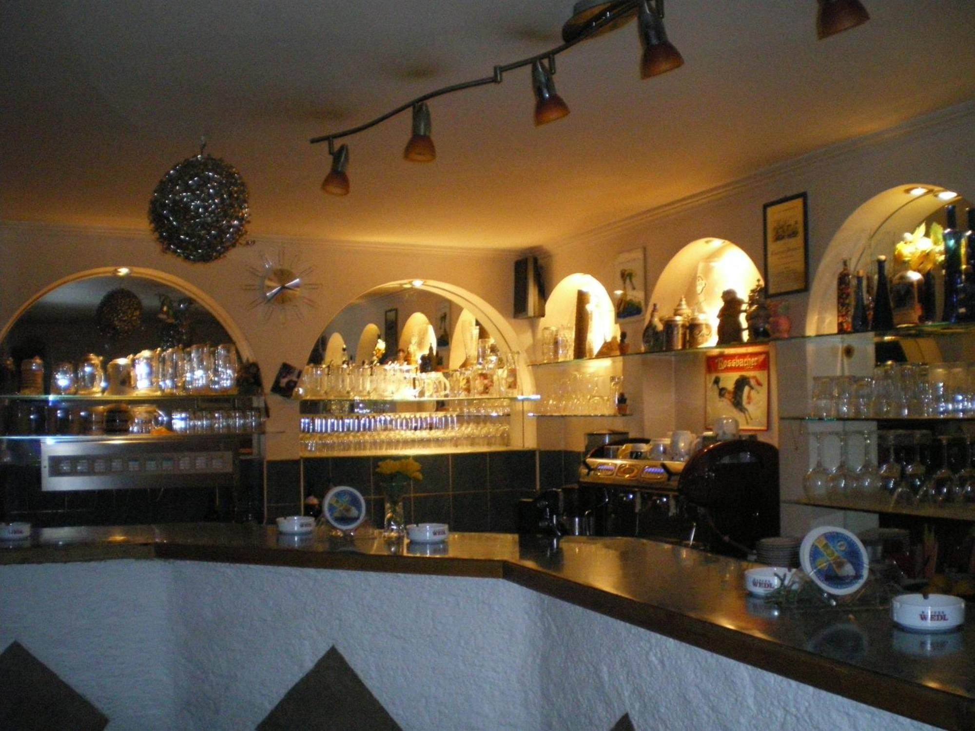 Gasthof Steinbraeu ไฟสเตอเนา ภายนอก รูปภาพ